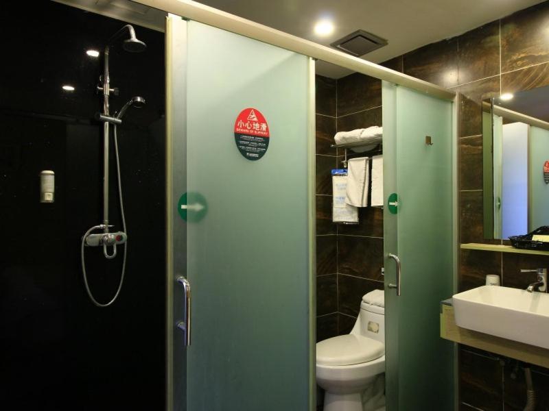 Greentree Inn Wenzhou Lucheng Xiaonanmen Express Hotel Dış mekan fotoğraf