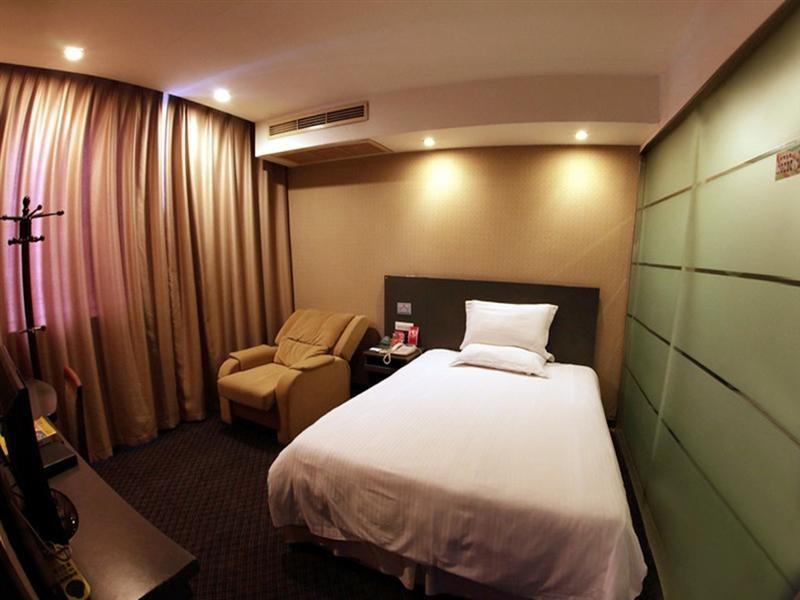Greentree Inn Wenzhou Lucheng Xiaonanmen Express Hotel Dış mekan fotoğraf