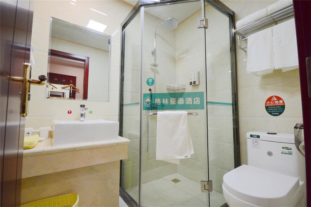 Greentree Inn Wenzhou Lucheng Xiaonanmen Express Hotel Dış mekan fotoğraf