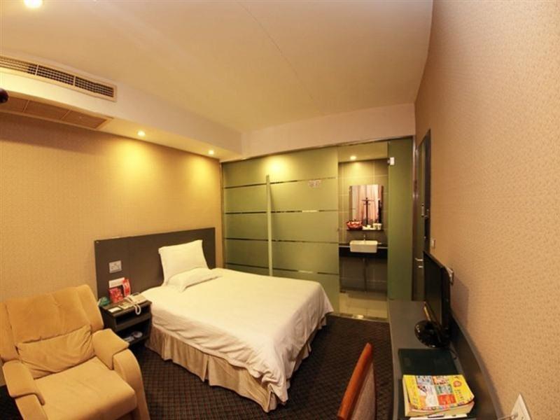 Greentree Inn Wenzhou Lucheng Xiaonanmen Express Hotel Dış mekan fotoğraf